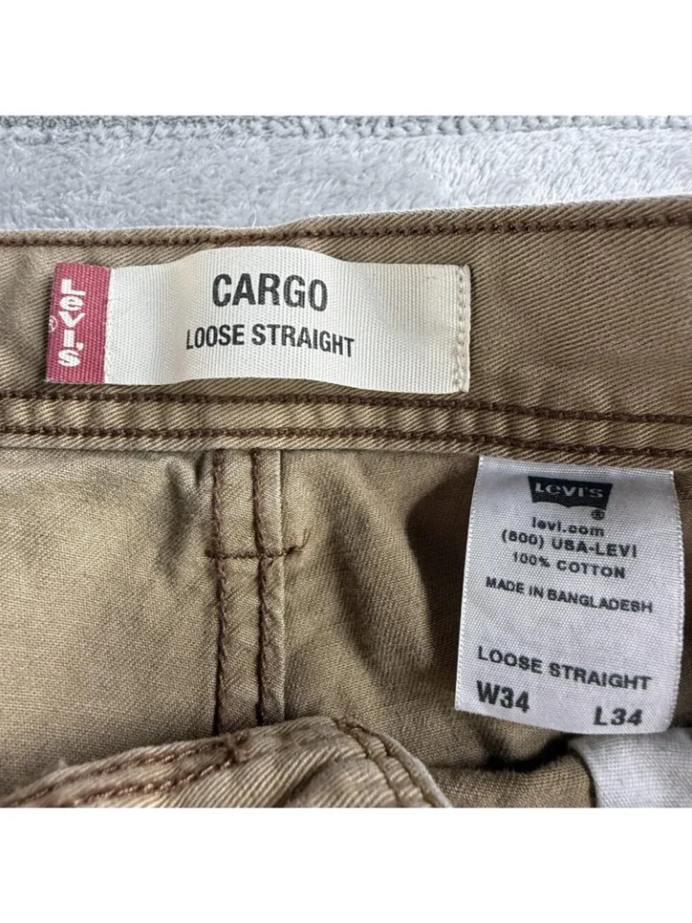 Vintage 701 Levis Cargo Pants Mens 34x34 Beige Loose Straight Relaxed Workwear